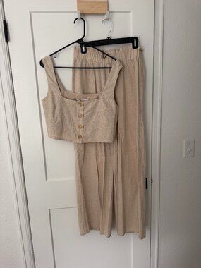 Flat White Linen-Blend Two-Piece Set | Cropped Tank + Wide-Leg Pants